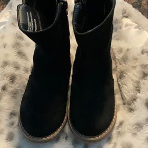Toddler girls boots with bow size 9